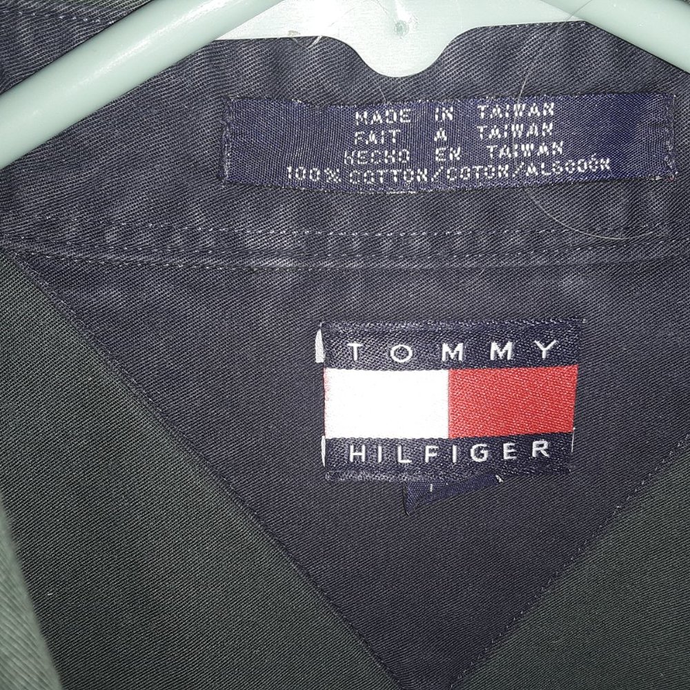 Vintage Tommy Hilfiger Button shirt - Picture 6 of 7